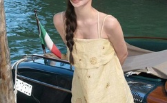 又硬又粗进去好疼A片麻豆